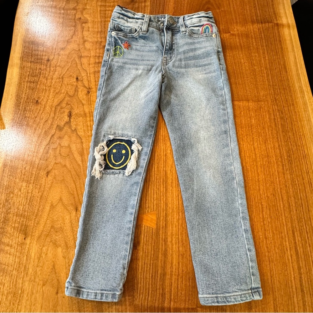 Bundle of 2 Cat & Jack Dark and Lt. Blue Adjustable Waist Jeans. Size Kid’s 6. - Picture 8 of 13